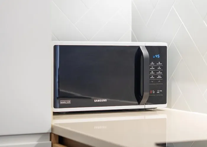 아파트 Modern With Balcony In Salgados By Lovelystay 기아